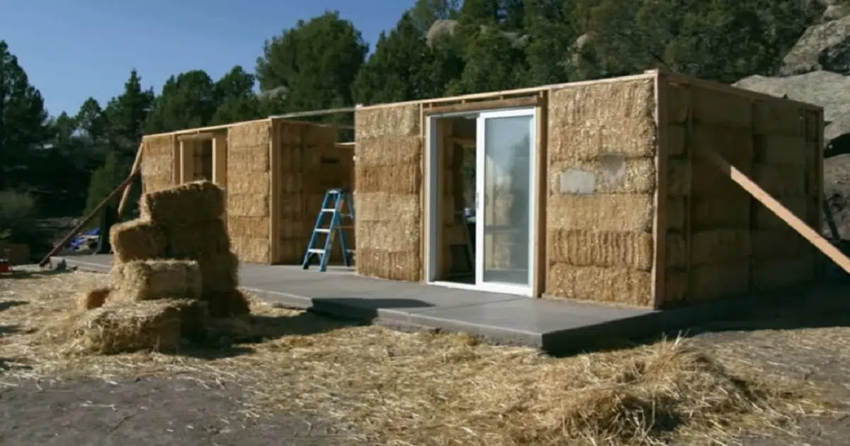 Mom Builds A Straw Bale Off-Grid Home For Her Teenage Daughter for $10K