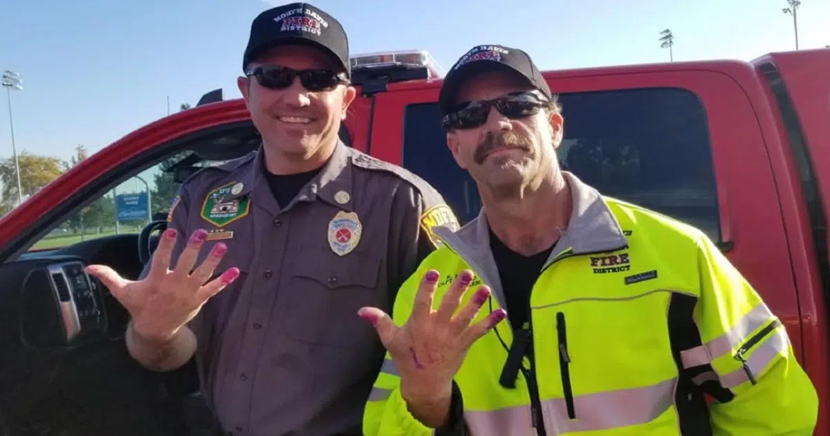 Firefighters Comfort Frightened Girl at Crash Scene by Asking Her to Paint Their Nails